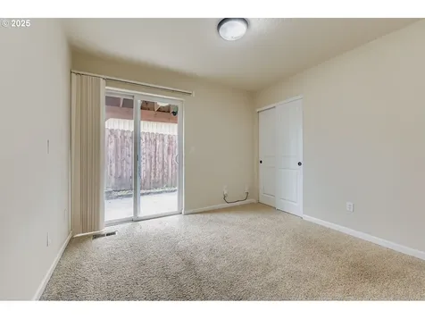 7912 NE Klickitat Street Portland OR 97213