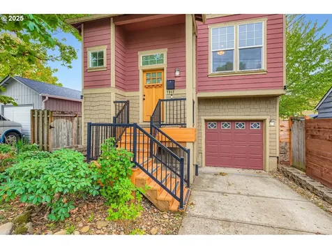 7912 NE Klickitat Street Portland OR 97213