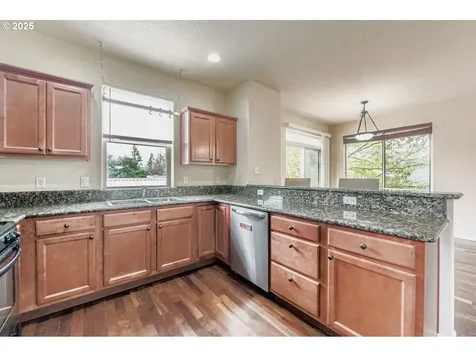 7912 NE Klickitat Street Portland OR 97213