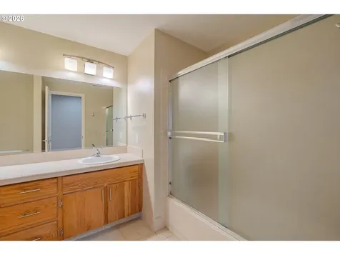 3512 SE 168th Avenue Vancouver WA 98683