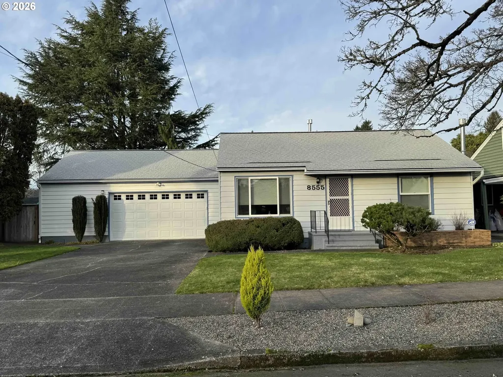 8555 NE Duddleson Street Portland OR 97220