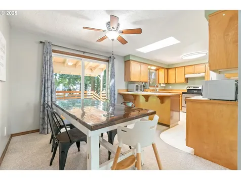 3807 E Coffey Lane Newberg OR 97132