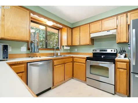 3807 E Coffey Lane Newberg OR 97132