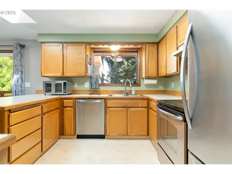 3807 E Coffey Lane Newberg OR 97132