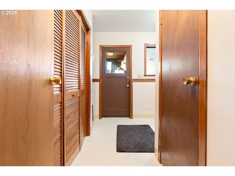 3807 E Coffey Lane Newberg OR 97132