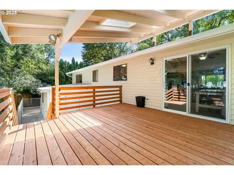 3807 E Coffey Lane Newberg OR 97132