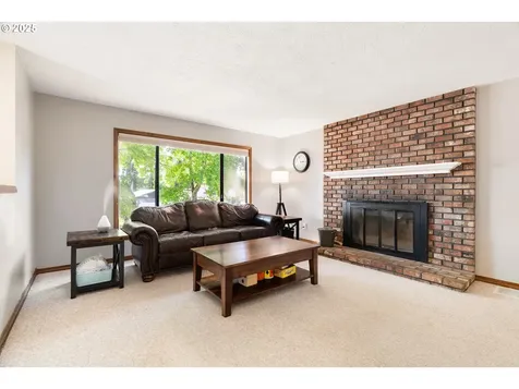 3807 E Coffey Lane Newberg OR 97132