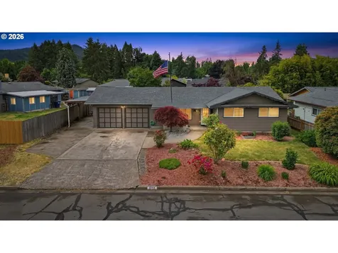 1082 Dondea Street Springfield OR 97478