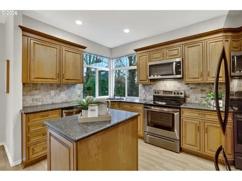 3619 SE 181st Avenue Vancouver WA 98683
