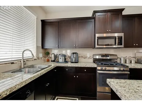 12383 SE Zion Street Damascus OR 97089