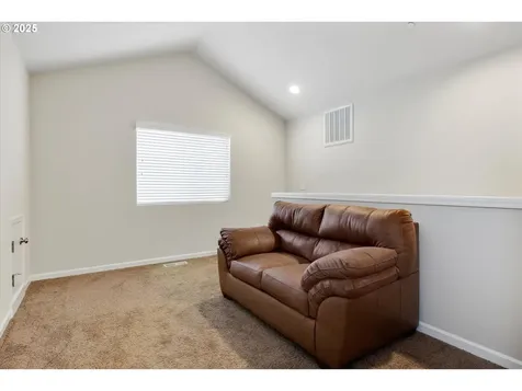 12383 SE Zion Street Damascus OR 97089
