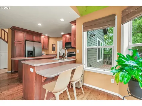 9606 SW 54th Avenue Portland OR 97219