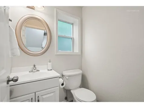 9606 SW 54th Avenue Portland OR 97219