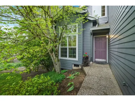 9606 SW 54th Avenue Portland OR 97219
