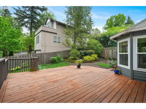 9606 SW 54th Avenue Portland OR 97219