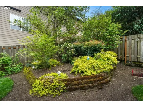 9606 SW 54th Avenue Portland OR 97219