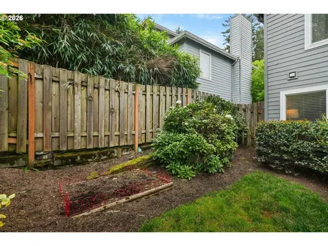 9606 SW 54th Avenue Portland OR 97219