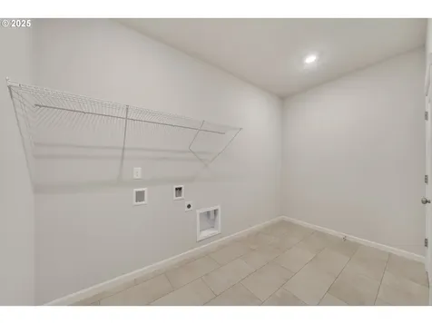 5698 Edward Court Albany OR 97321