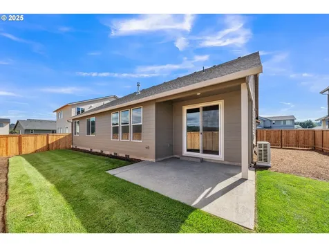 5698 Edward Court Albany OR 97321