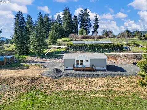 749 Douglas Street Yoncalla OR 97499