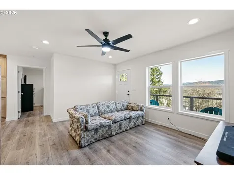 749 Douglas Street Yoncalla OR 97499