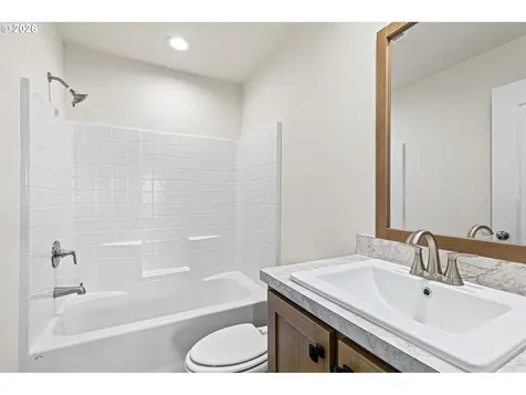 749 Douglas Street Yoncalla OR 97499