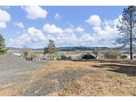 749 Douglas Street Yoncalla OR 97499