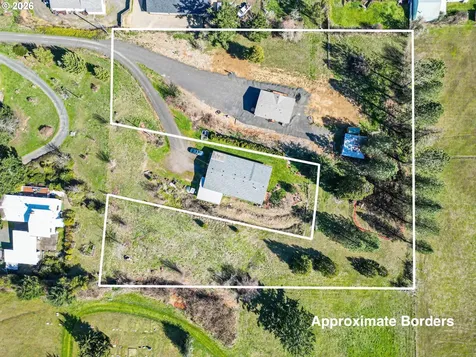 749 Douglas Street Yoncalla OR 97499