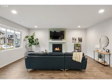 17129 SE Cuyahoga Way Happy Valley OR 97086