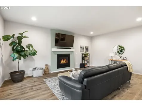 17129 SE Cuyahoga Way Happy Valley OR 97086