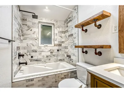 7509 SE 51st Avenue Portland OR 97206