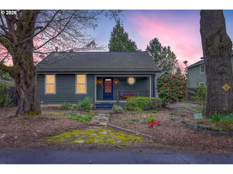 7509 SE 51st Avenue Portland OR 97206