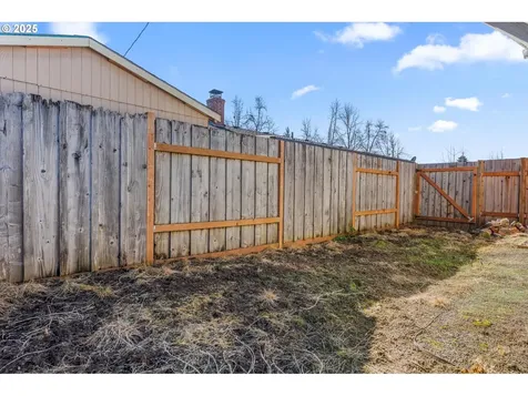 1634 N Manzanita Street Canby OR 97013