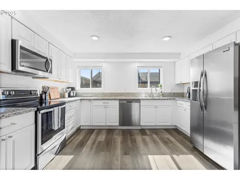 1634 N Manzanita Street Canby OR 97013