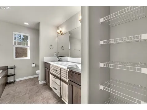 8635 NE 70th Circle Vancouver WA 98662