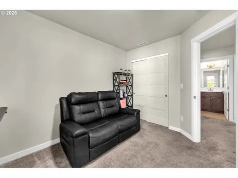 8635 NE 70th Circle Vancouver WA 98662