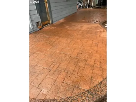 93 E Hillcrest Drive Eugene OR 97404