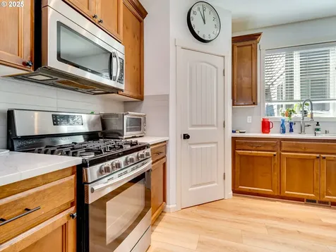 518 N 39th Place Ridgefield WA 98642
