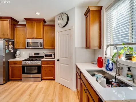 518 N 39th Place Ridgefield WA 98642