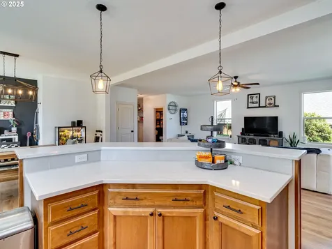 518 N 39th Place Ridgefield WA 98642