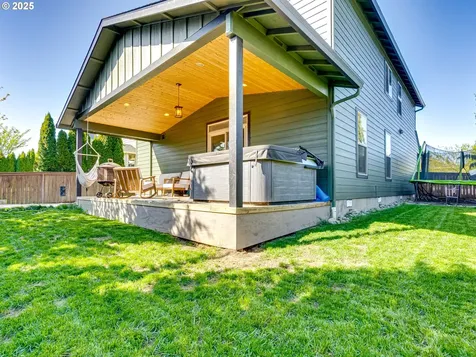 518 N 39th Place Ridgefield WA 98642