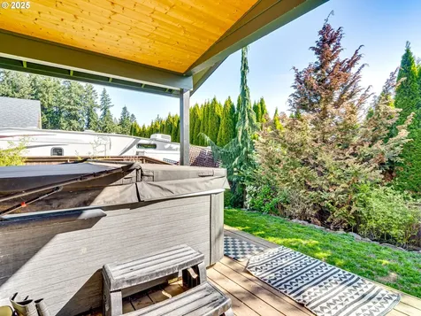 518 N 39th Place Ridgefield WA 98642
