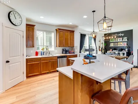 518 N 39th Place Ridgefield WA 98642