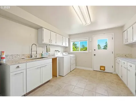 2520 Koos Bay Boulevard Coos Bay OR 97420