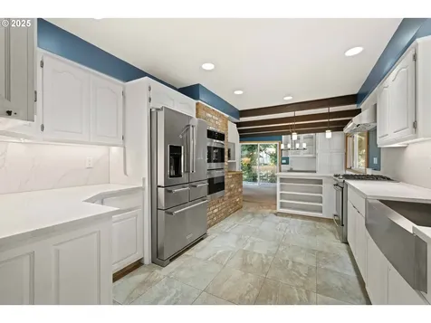 2520 Koos Bay Boulevard Coos Bay OR 97420