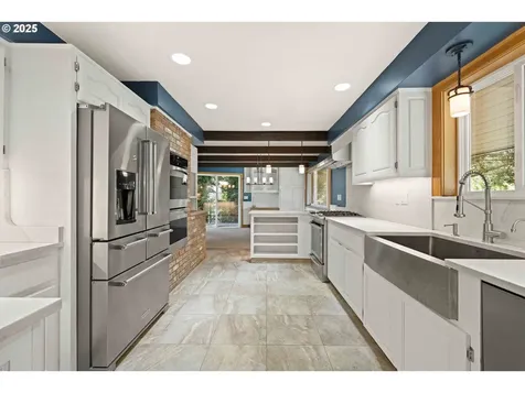 2520 Koos Bay Boulevard Coos Bay OR 97420