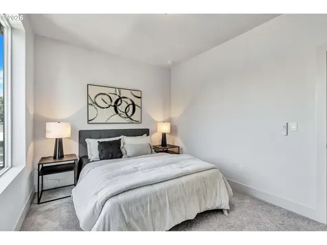 2381 SE 45th Avenue Portland OR 97215