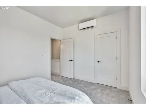 2381 SE 45th Avenue Portland OR 97215