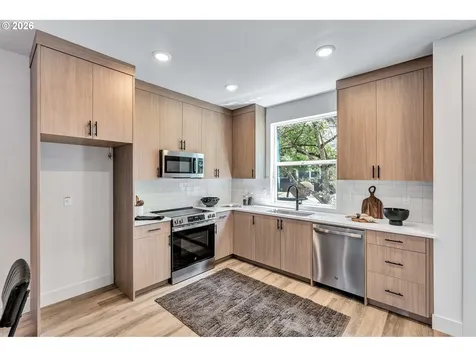 2381 SE 45th Avenue Portland OR 97215
