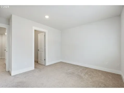 18246 SW Silvertip Street Beaverton OR 97007
